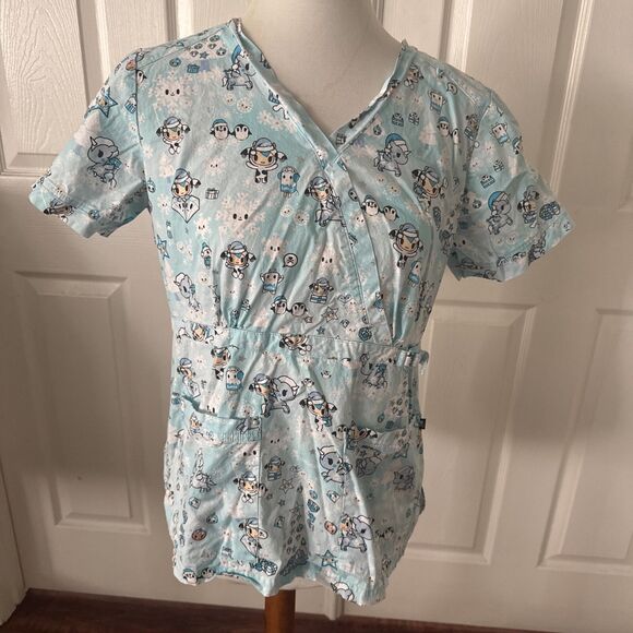 Tokidoki by Koi Womens Medium Blue Cartoon Print Scrub Top Pockets Medical Nurse - Picture 3 of 16